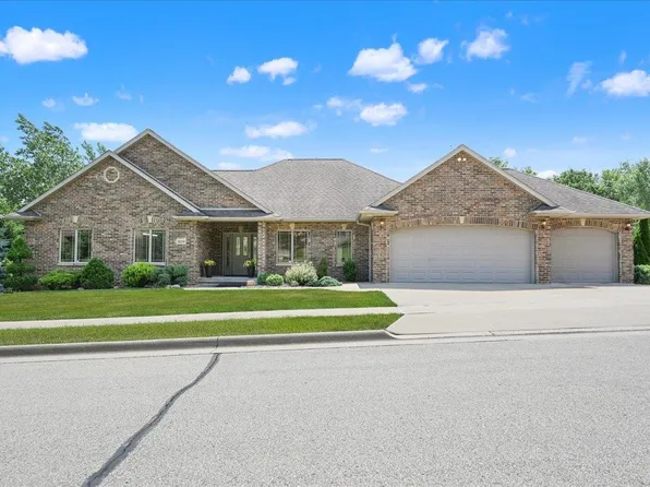 3234 Kiv Berry Ct, Dubuque, IA 52001
