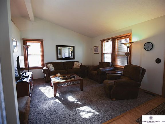 3rd image of 10029 Bedford Ave