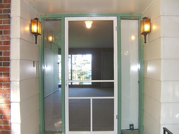 4th image of 9030 Trails End Dr