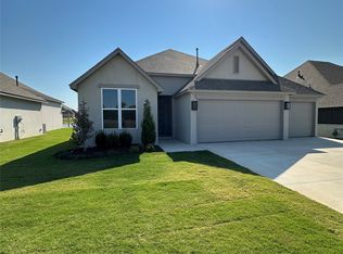 2112 E 128th Pl S, Bixby, OK 74008