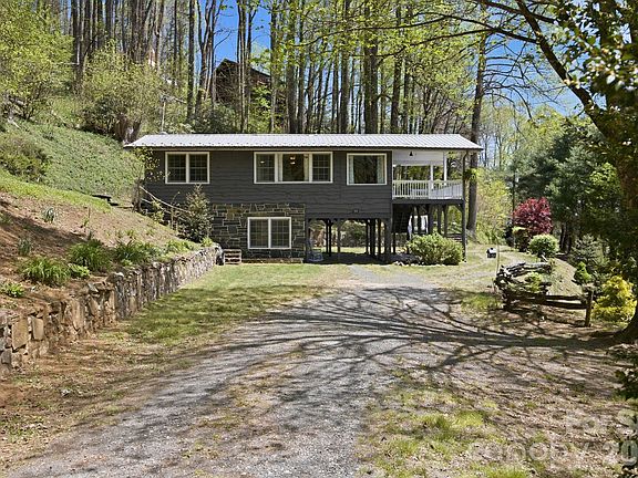 4th image of 199 Alpine Dr