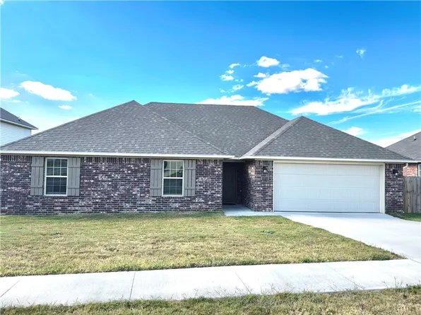 1021 Rachel St, Gentry, AR 72734