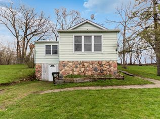 404 S Highland Dr, Lakemoor, IL 60051