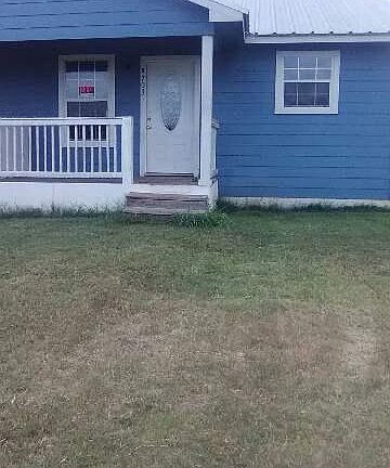 4th image of 703 SE 6th St #B