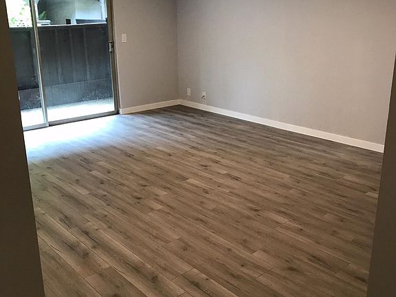 3rd image of 540 W Sierra Madre Blvd APT 10