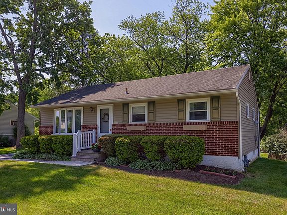 5th image of 3840 Hearthstone Ct