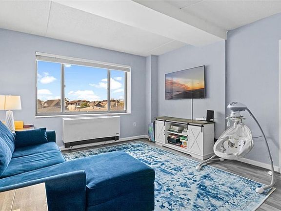 4th image of 136 Beach 117th St APT 305