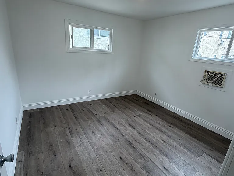 4822 Rosewood Ave #4 — Photo 8