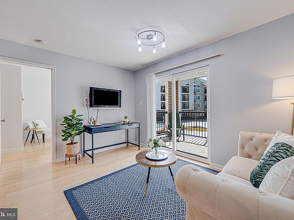 4th image of 3306 Wyndham Cir APT 230