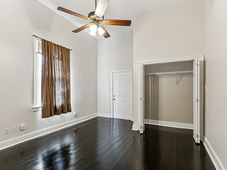 900 Josephine St — Photo 17