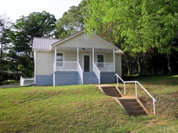 1020 Park St, Altavista, VA 24517