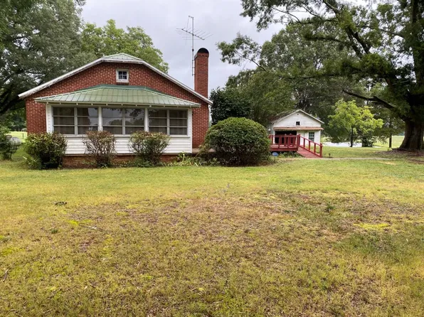 1083 Mazeppa Rd, Mount Ulla, NC 28125