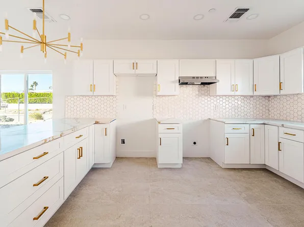 13300 Calle Amapola, Desert Hot Springs, CA 92240