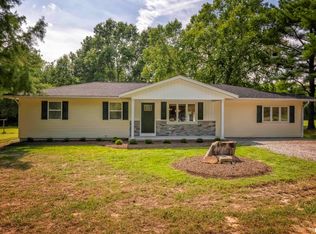 15143 Christmas Tree Rd, Johnston City, IL 62951