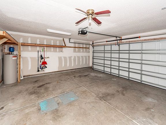 5th image of 574 Carters Grove Rd