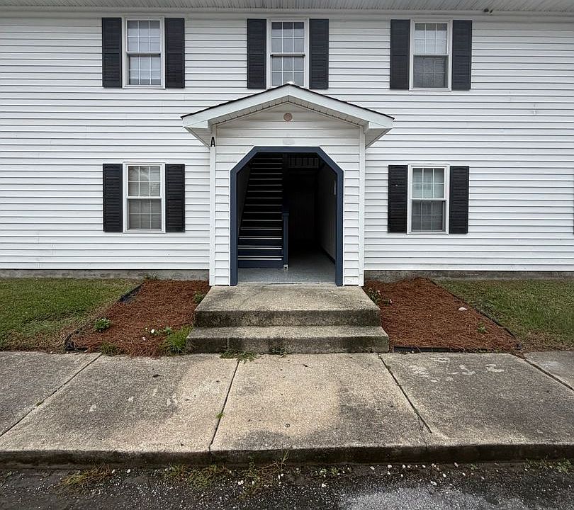 1st image of 505 Corbin St APT B3