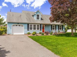 6 Devonshire Ct, Flemington, NJ 08822