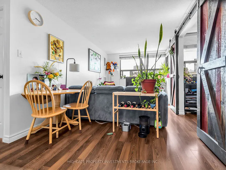 120 Saint Patrick St #902 — Photo 18