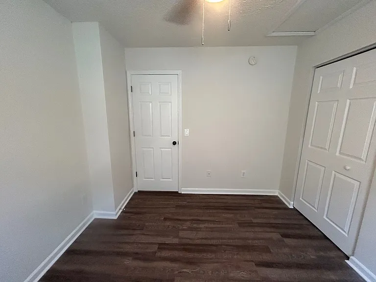 507 Summit Terrace Ct — Photo 21