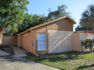 2005 Gregory Dr, Tampa, FL 33613