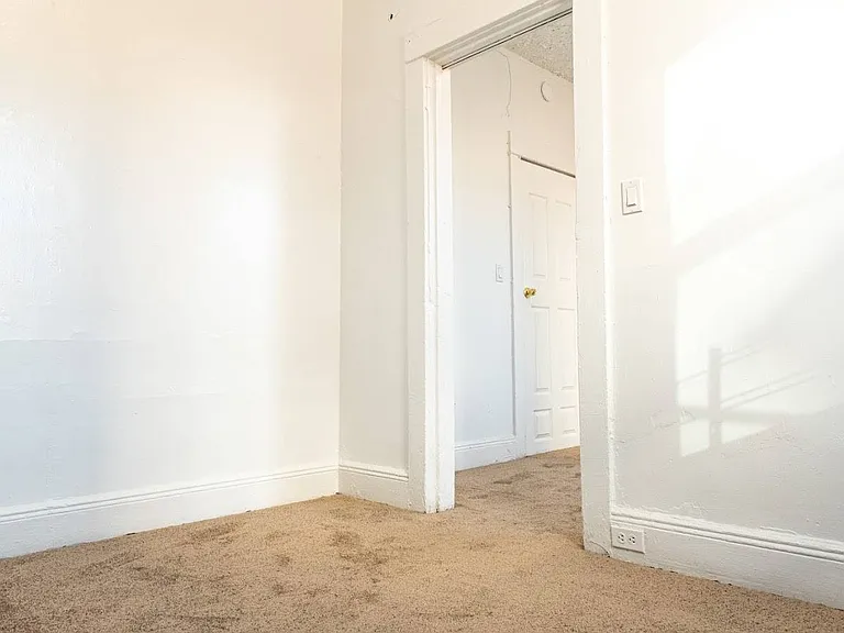 14 Horton Ave #3 — Photo 8