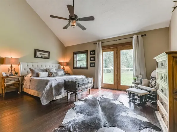 250 Jack Turner Rd, Cleveland, TX 77328