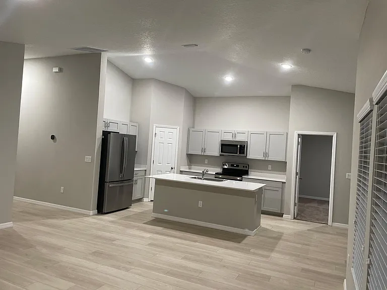 12648 Tannencrest Dr — Photo 3