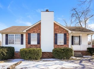 126 Fergus Rd, La Vergne, TN 37086