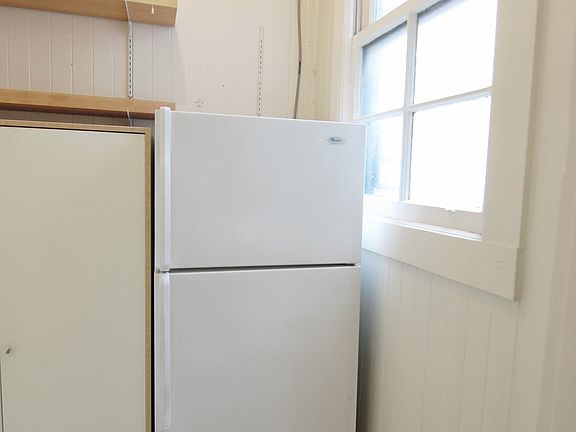 3rd image of 1482 Washington St #1ST