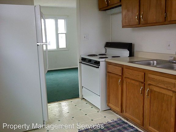 5th image of 728 Marine Ave