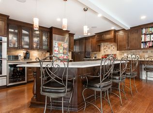 2 Knollwood Rd, Eastchester, NY 10709