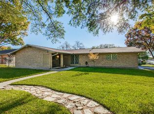 6702 Moss Oak Dr, San Antonio, TX 78229