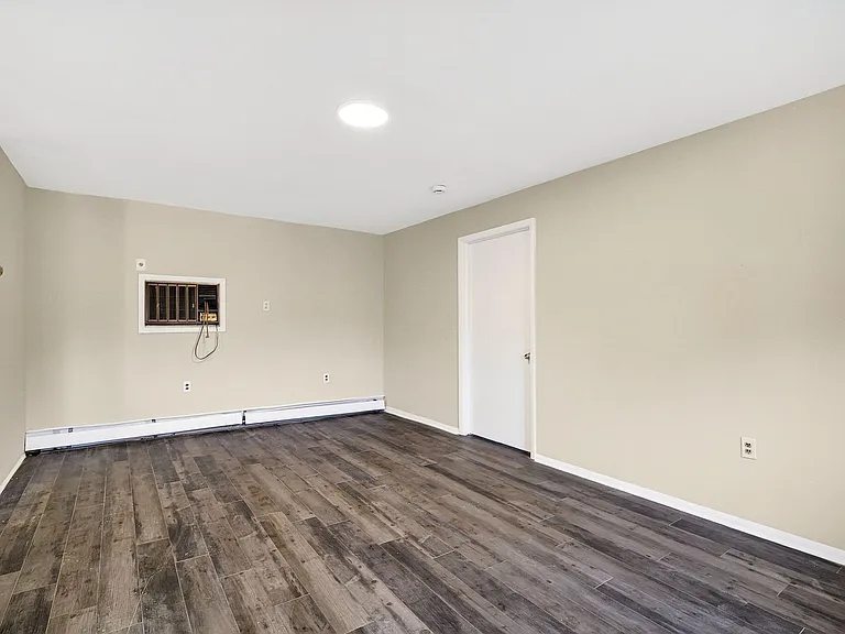 172-252 Scotch Rd — Photo 3