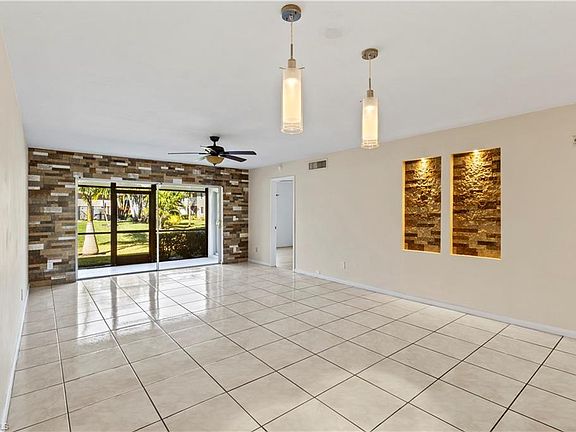 5th image of 5697 RATTLESNAKE HAMMOCK RD #C-105