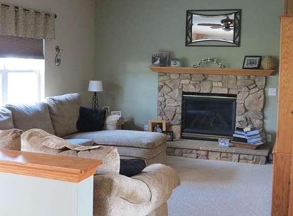 4th image of 342 Stonefield Dr