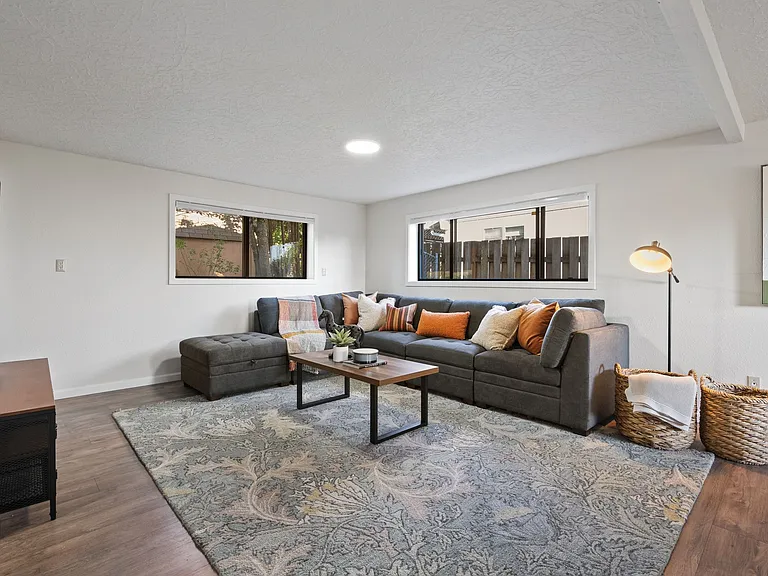 16016 NE 33rd Ave — Photo 22