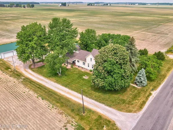 4250 S Dehmel Rd, Frankenmuth, MI 48734