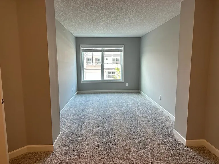 11012 Zest St NE — Photo 12