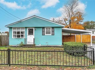 4 Owen Ave, Pawtucket, RI 02860