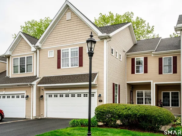 15 Chaplin Street #15, Newington, CT 06111