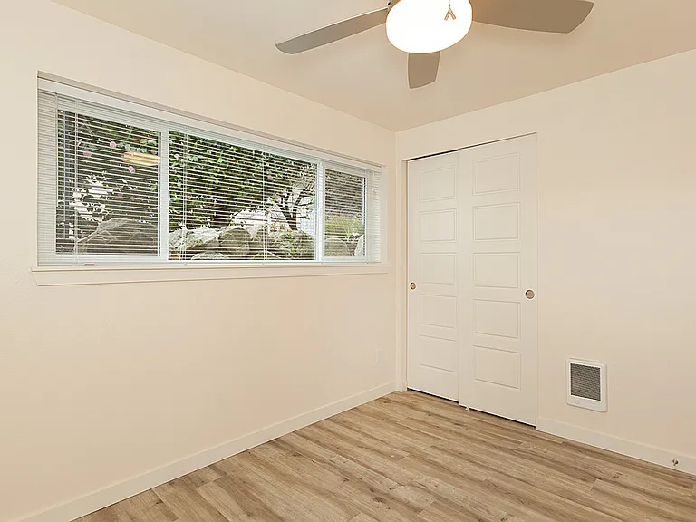 24th Ave NW - Located in Vibrant Ballard — Photo 18