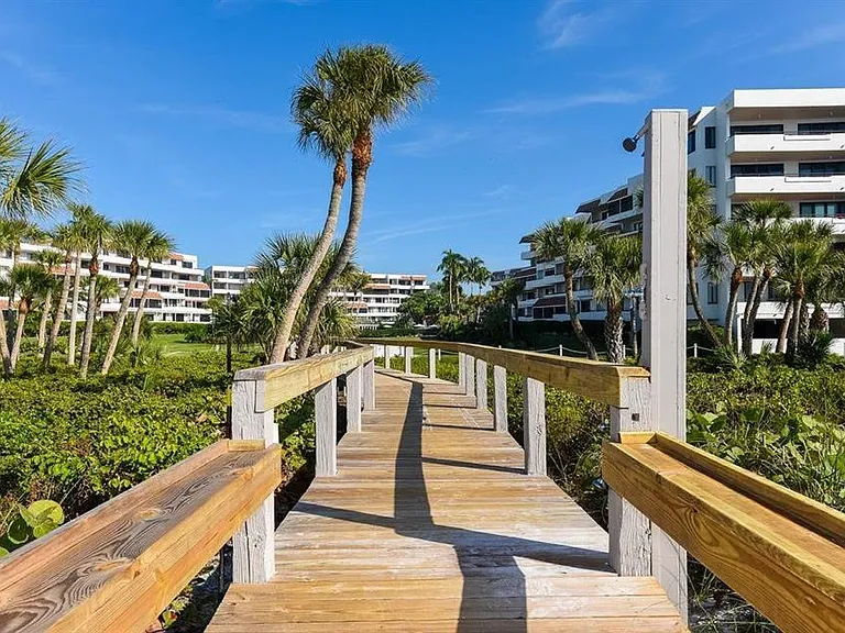 1465 Gulf Of Mexico Dr #504 — Photo 70