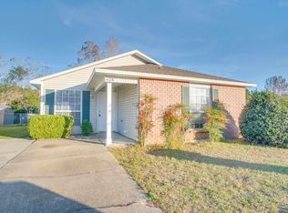 428 Shadow Way Ln, Pensacola, FL 32506