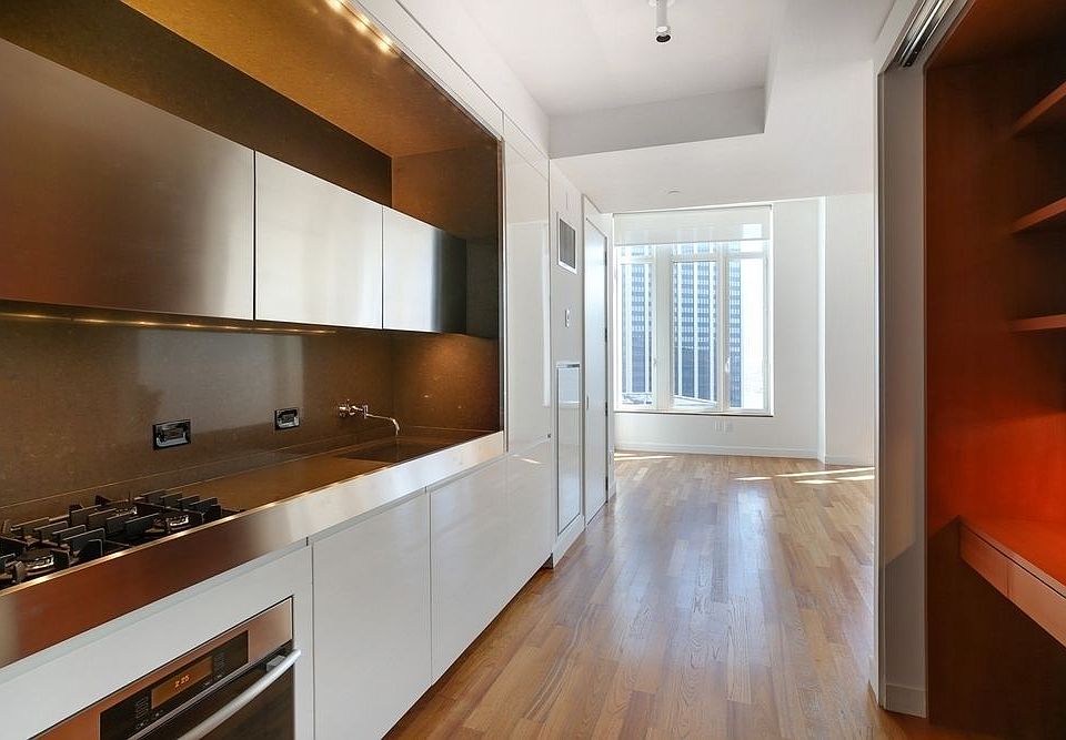 1st image of 15 William St APT 40D