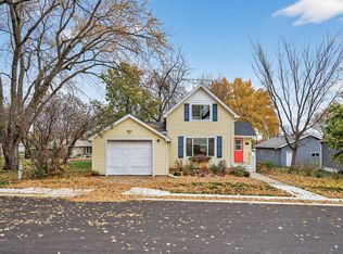 104 Frank St NW, Silver Lake, MN 55381