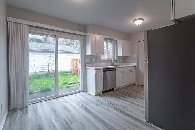 Heritage Townhomes — Photo 24