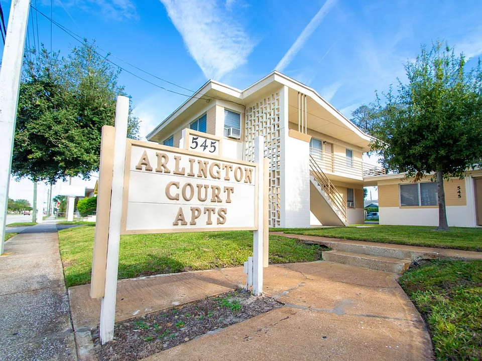 545 N Ridgewood Ave