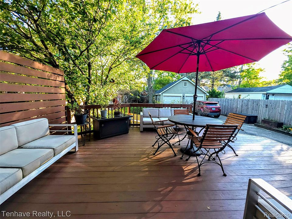 1021 Pearson St, photo 18
