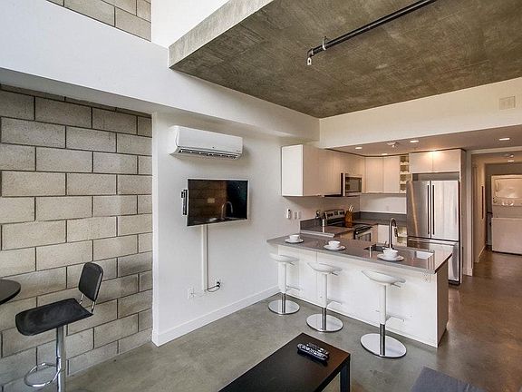 4th image of 4021 Georgia St APT 1