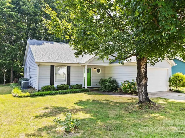 3004 Walsingham Ct, Matthews, NC 28105